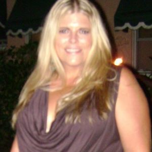 Meet your Posher, Debi